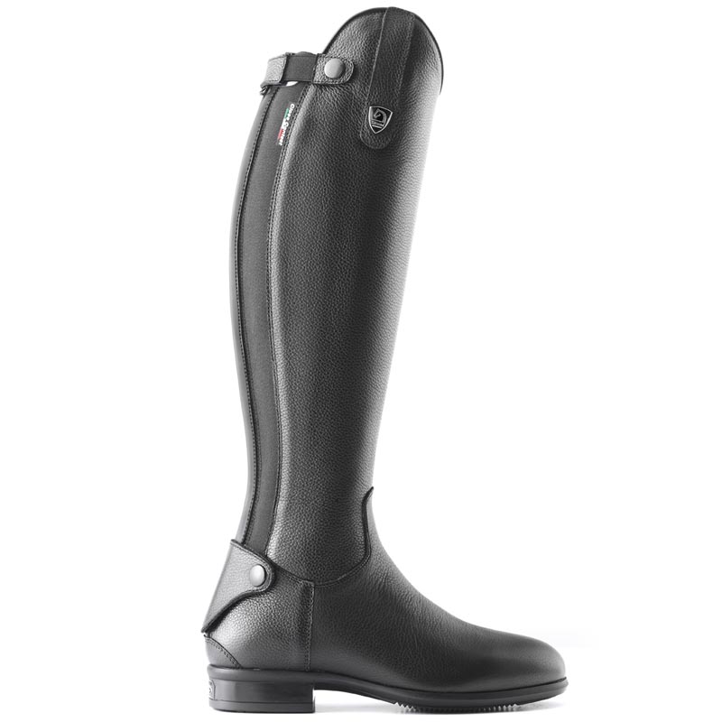 Ingrosso e distribuzione scarpe, jodhpur, stivali da concorso, stivali per  equitazione, calzature per EQUITAZIONE.